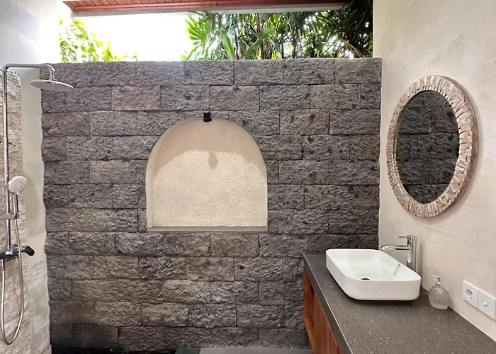 Kukuh House